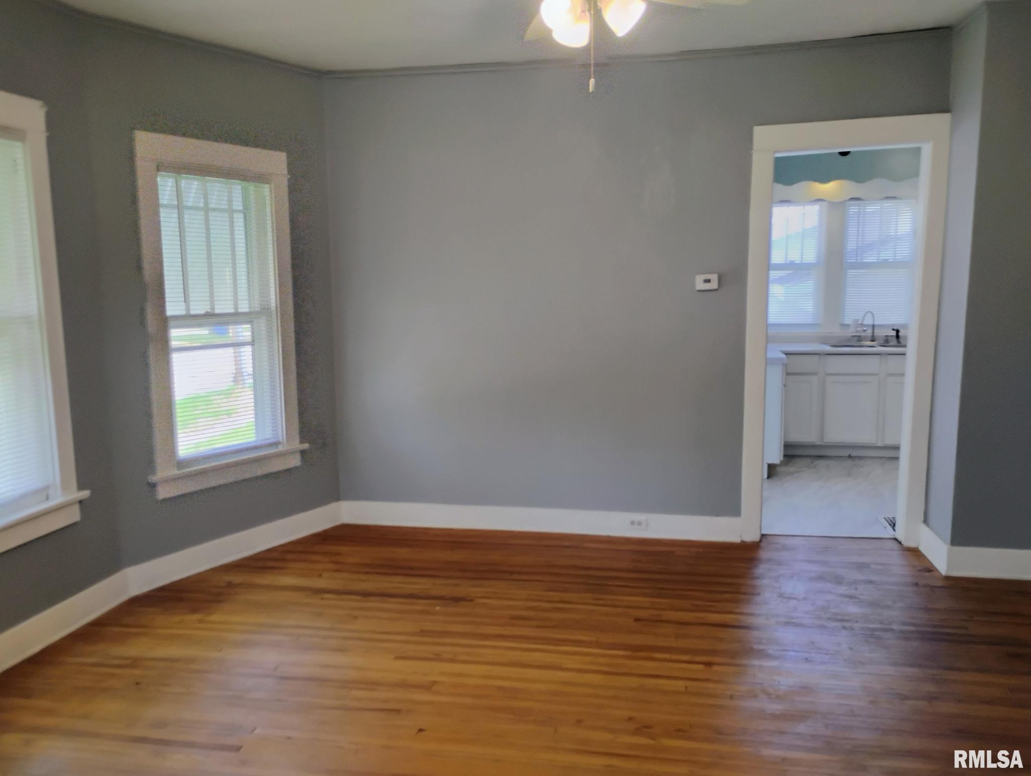 159 West Locust Street Canton, IL 61520 - Photo 6 of 24
