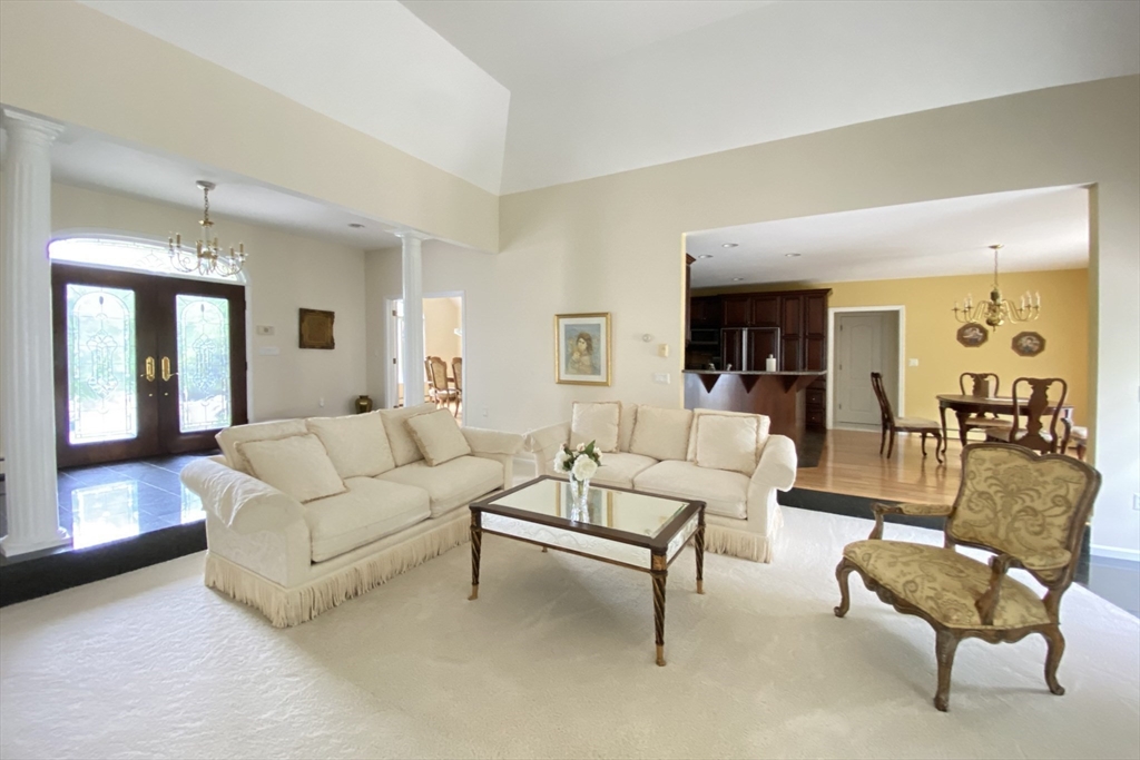 5 Concord Road Stoneham, MA 02180 - Photo 7 of 34