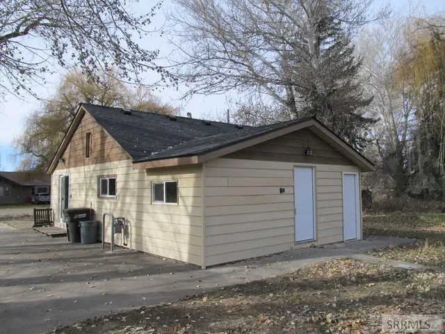 $284,900 | 486 North 3435 East, Lewisville, ID 83431