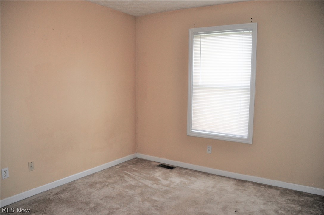 25720 Forbes Road Bedford Heights, OH 44146 - Photo 15 of 26