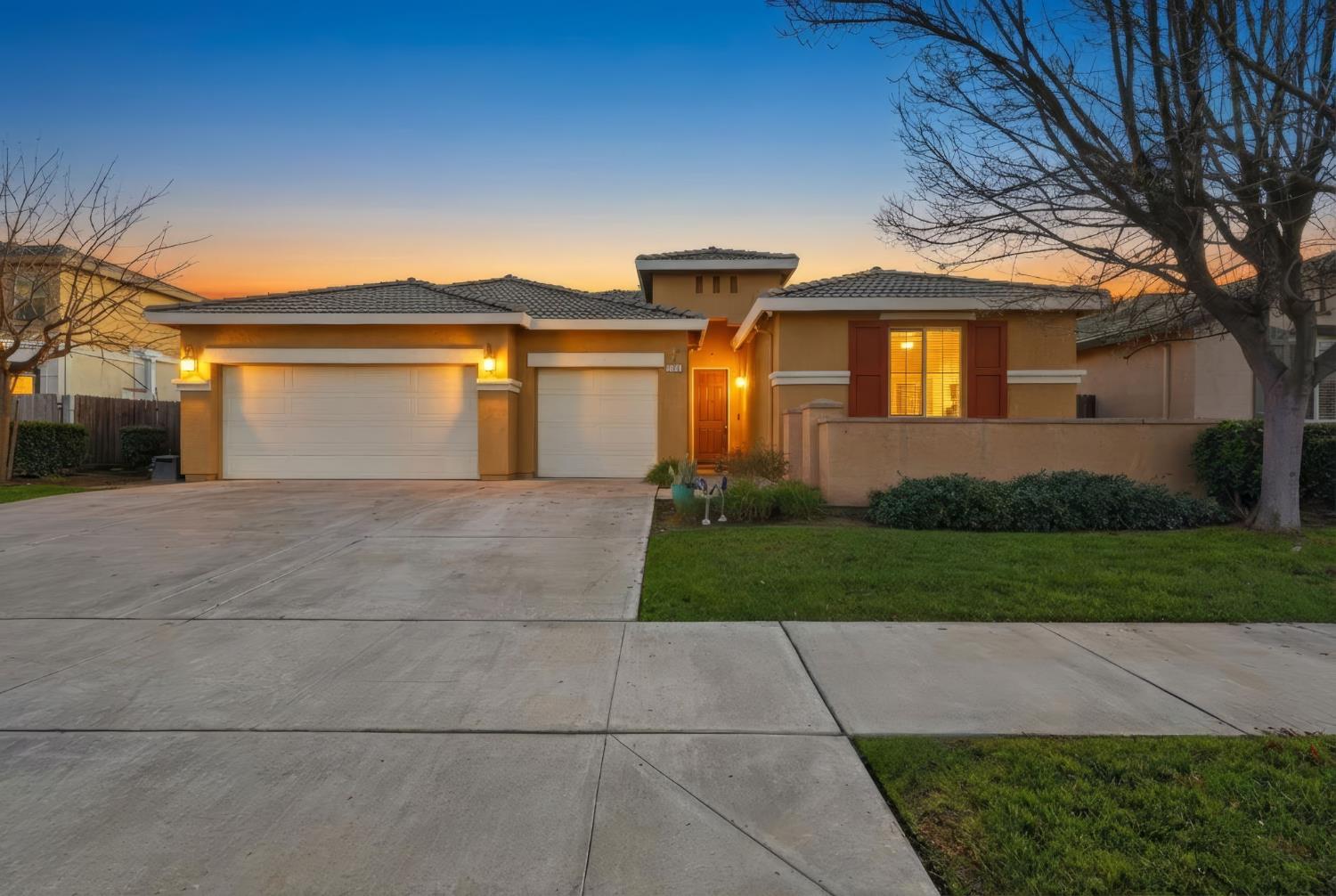 1023 Revere Way Lemoore, CA 93245 - Photo 1 of 64