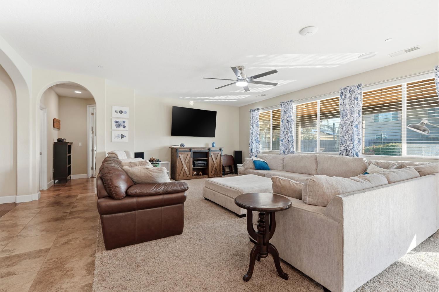 1023 Revere Way Lemoore, CA 93245 - Photo 28 of 64