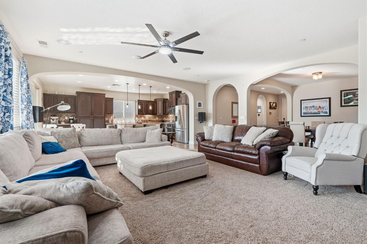 1023 Revere Way Lemoore, CA 93245 - Photo 31 of 64