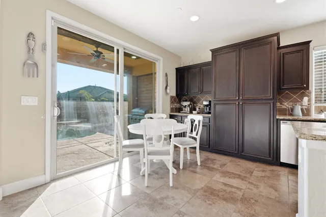 $529,000 | 1023 Revere Way, Lemoore, CA 93245