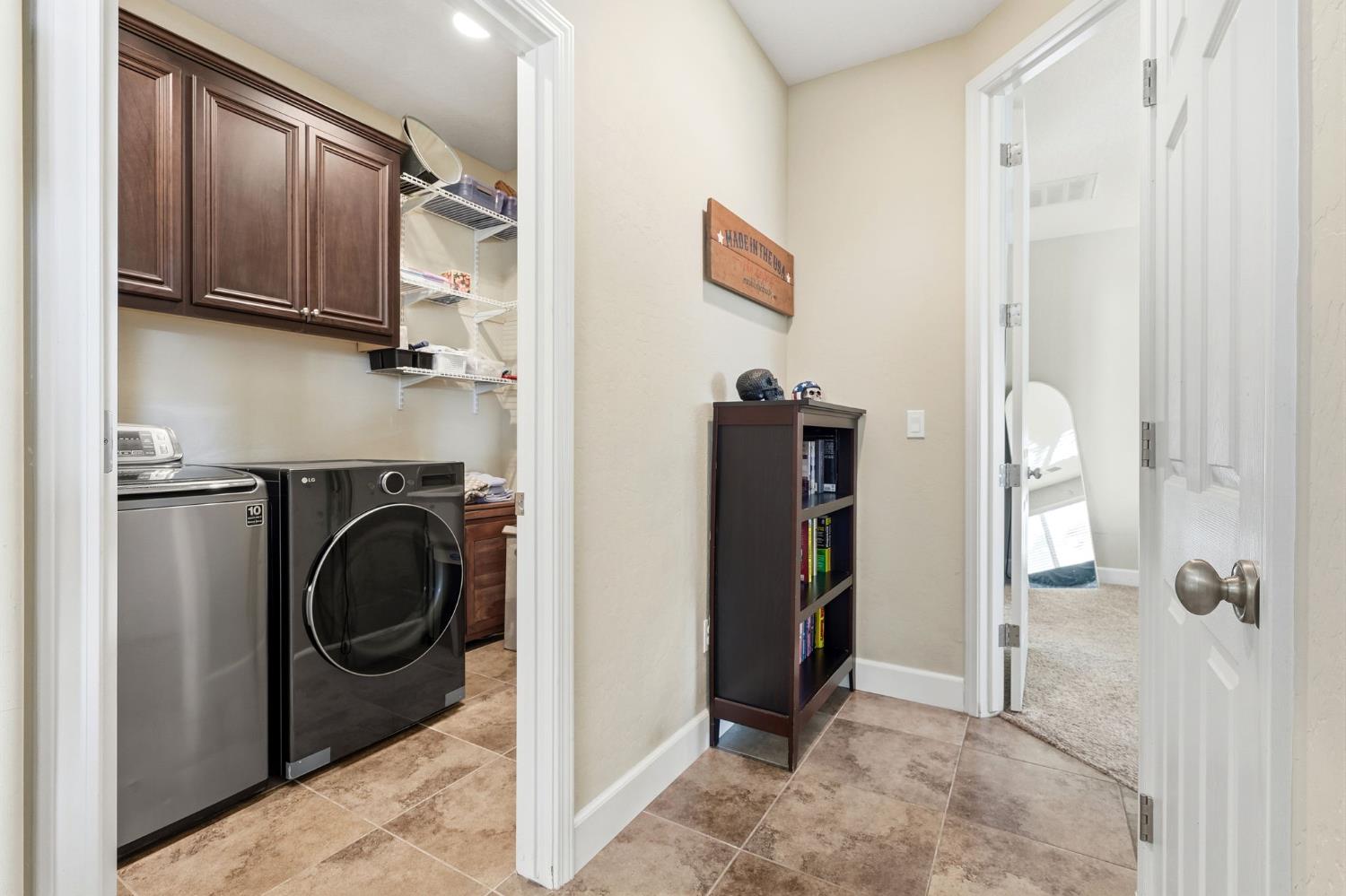 1023 Revere Way Lemoore, CA 93245 - Photo 43 of 64