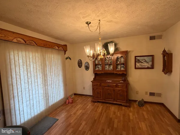 $279,900 | 632 Kittatinny Drive, Chambersburg, PA 17202