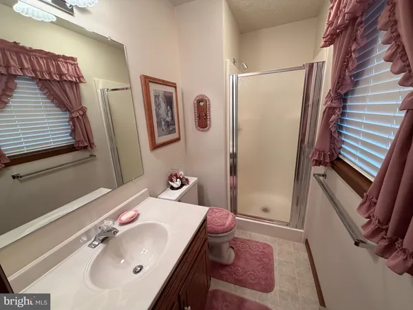 $279,900 | 632 Kittatinny Drive, Chambersburg, PA 17202