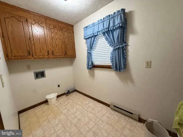 $279,900 | 632 Kittatinny Drive, Chambersburg, PA 17202
