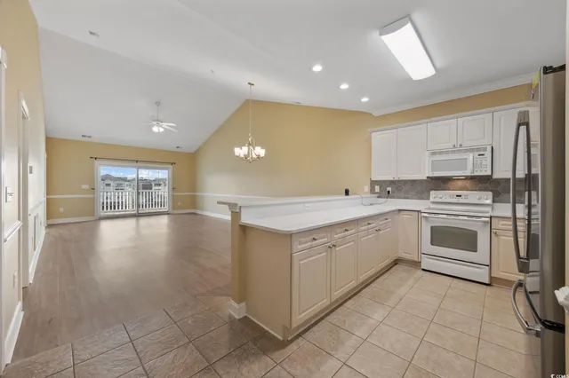 $279,500 | 4847 Luster Leaf Circle, Unit 403, Myrtle Beach, SC 29577