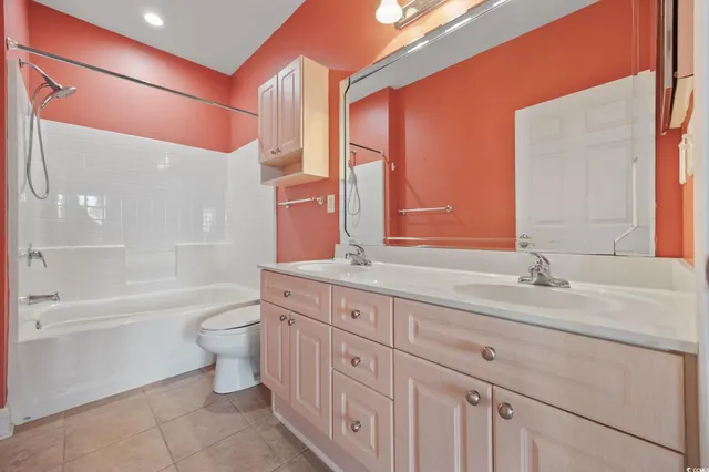 $279,500 | 4847 Luster Leaf Circle, Unit 403, Myrtle Beach, SC 29577