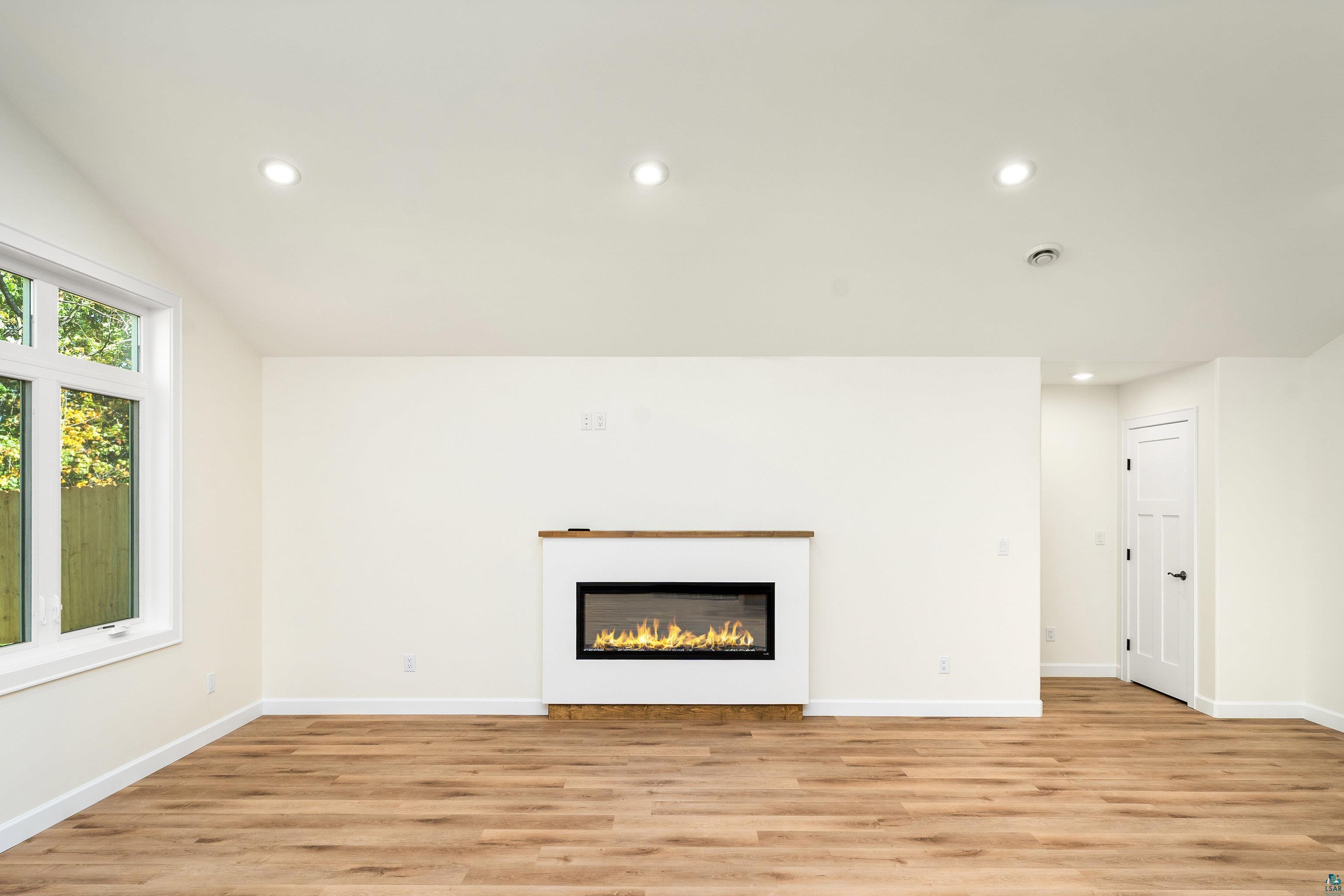 1804 Rice Lake Road Duluth, MN 55811 - Photo 8 of 34
