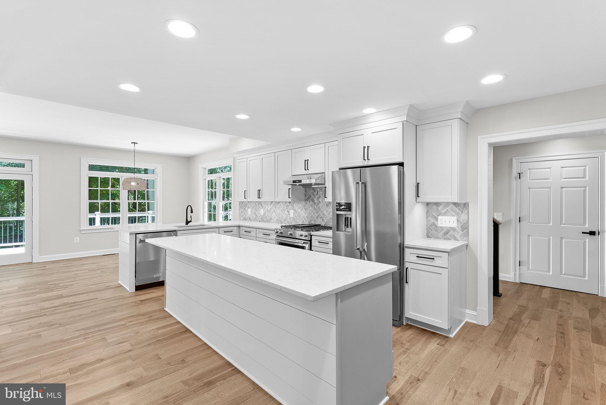 11806 Triple Crown Rd Reston, VA 20191 - Photo 17 of 69