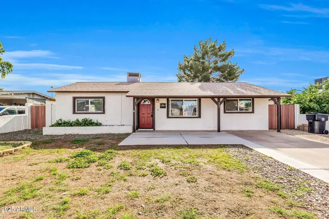$2,550 | 449 East Harmony Avenue, Mesa, AZ 85204