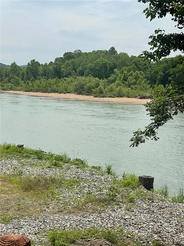 $519,900 | 252 Trails End Way, Doniphan, MO 63935