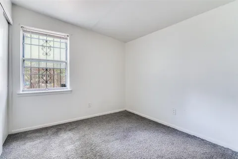 $184,500 | 612 Henderson Circle, Garland, TX 75040