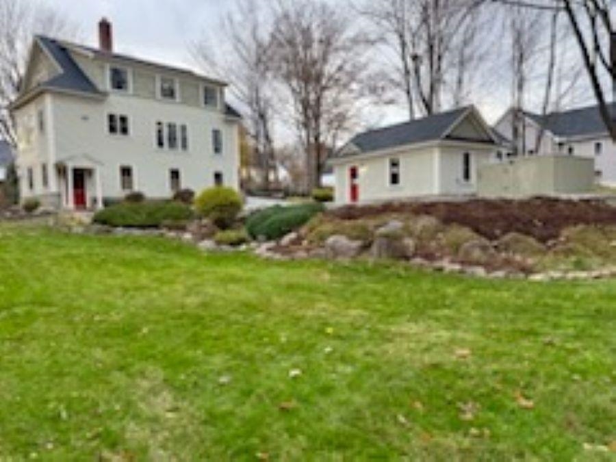 86 Maple Street Henniker, NH 03242 - Photo 3 of 32