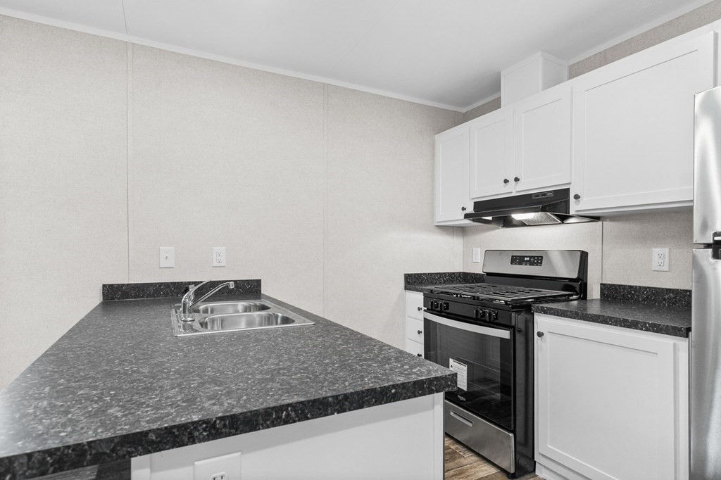 151 Windswept Road Wareham, MA 02576 - Photo 2 of 25 Gallery Image 2