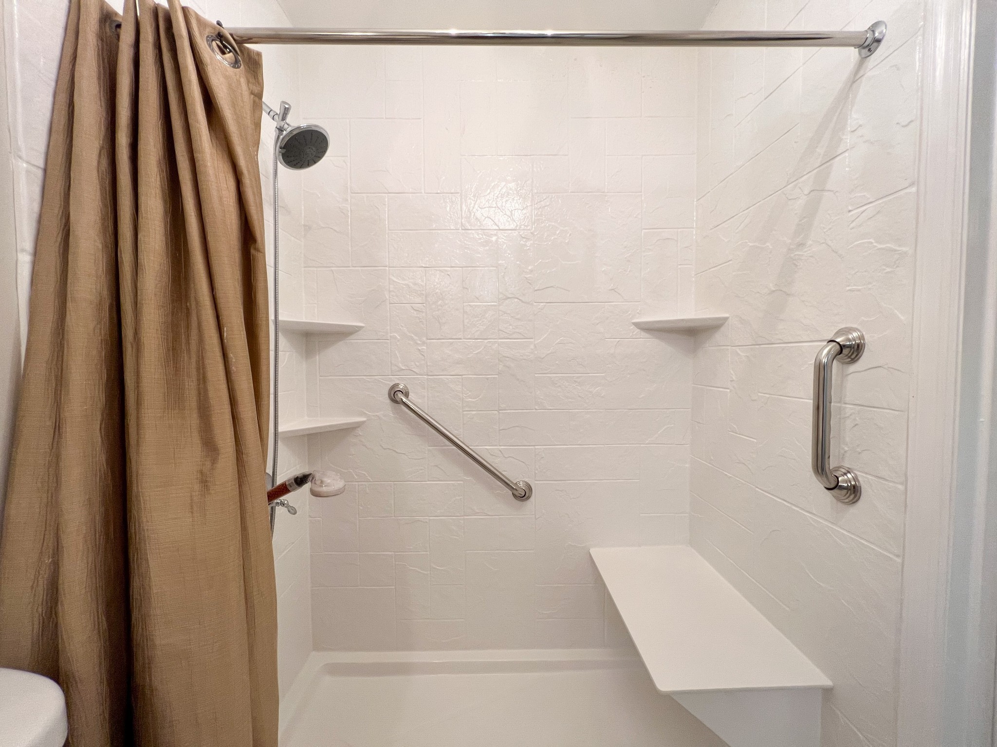 4487 Post Place, Unit 165 Nashville, TN 37205 - Photo 38 of 41 a bathroom with a shower