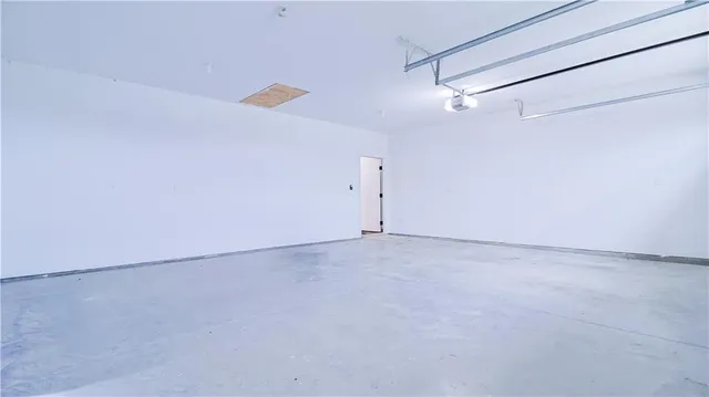 $850,000 | 1074 Northeast 121st Road, Higginsville, MO 64037