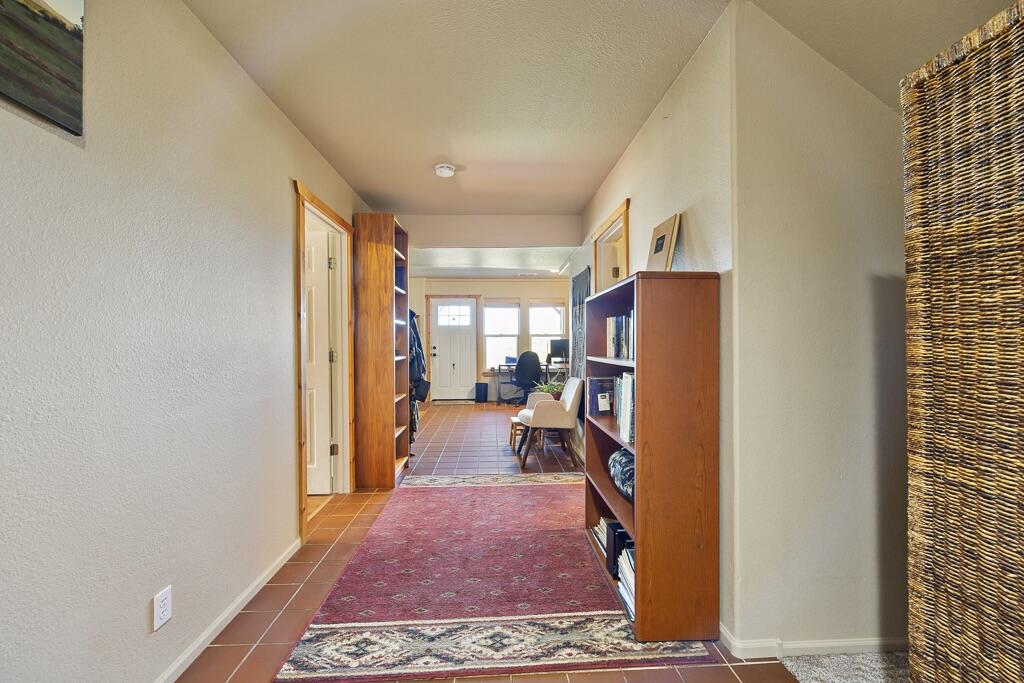 13351 Crystal Springs Road Klamath Falls, OR 97603 - Photo 41 of 51 a very nice looking room with a large window