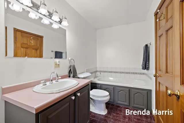 $424,900 | 9211 Blue Lake Road, Twin Lake, MI 49457