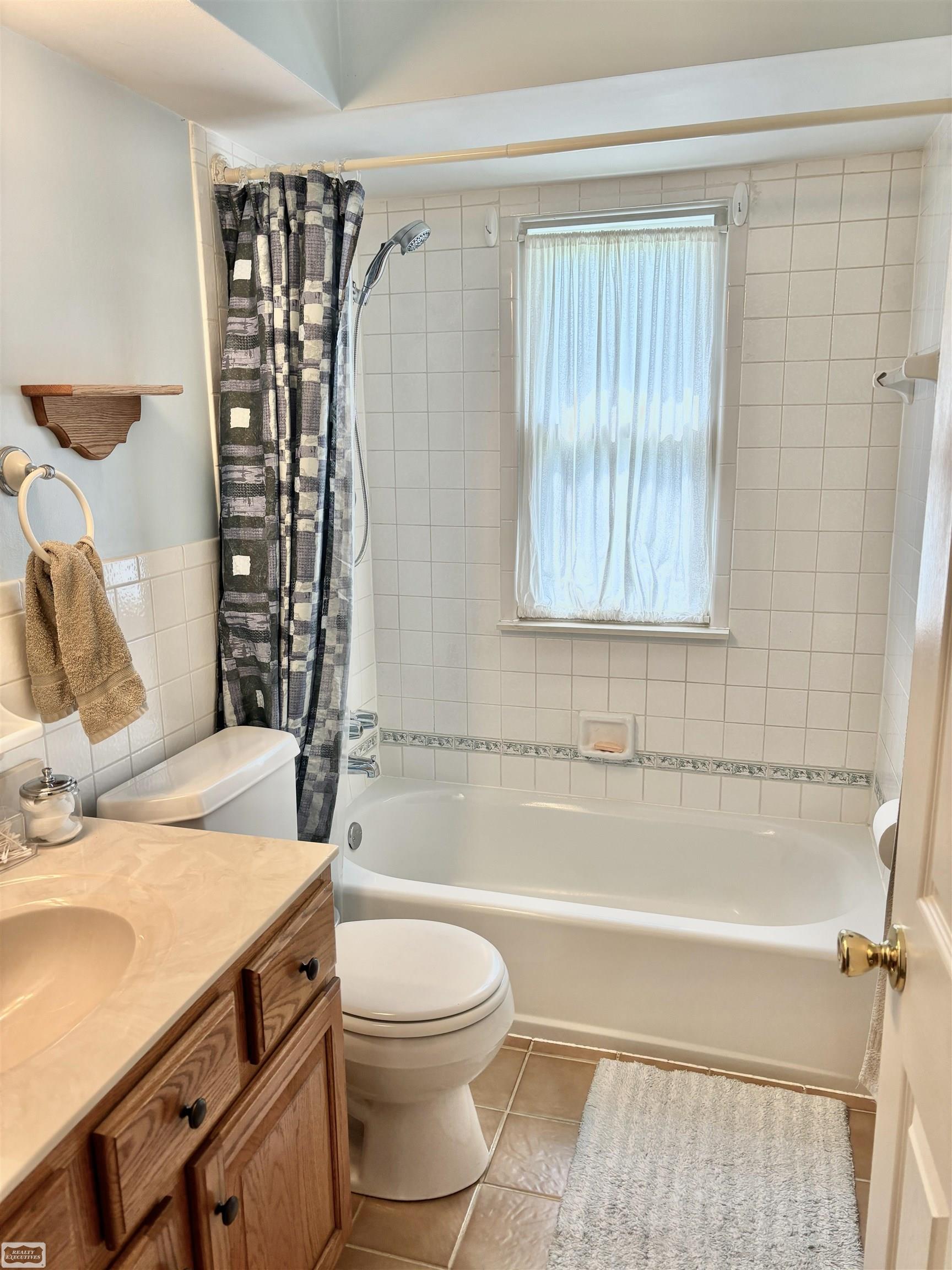 50511 Cedargrove Road Utica, MI 48317 - Photo 10 of 33