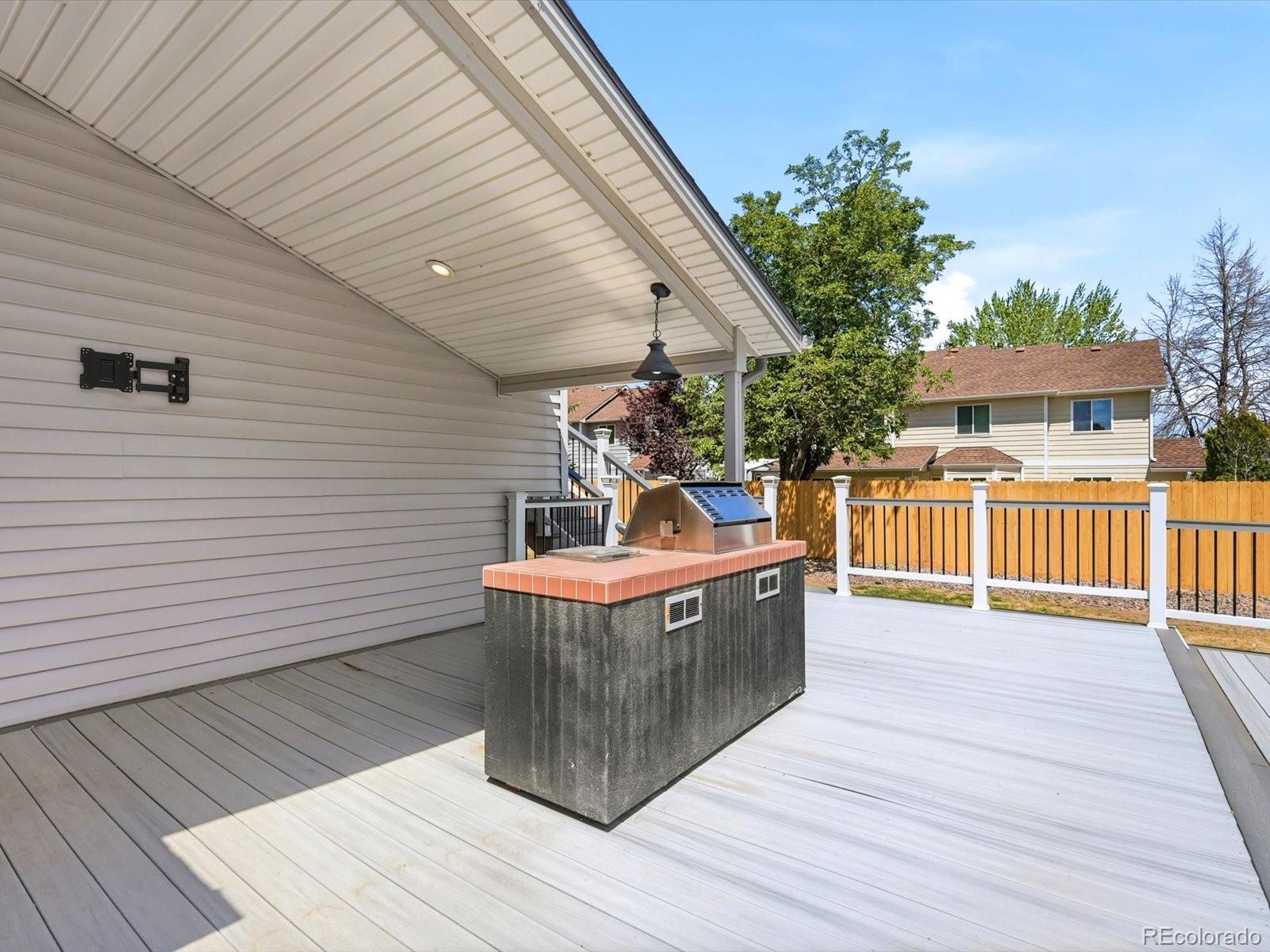 6691 Deframe Court Arvada, CO 80004 - Photo 33 of 47
