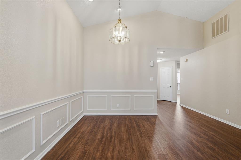 111 Taos Loop Aledo, TX 76008 - Photo 13 of 31