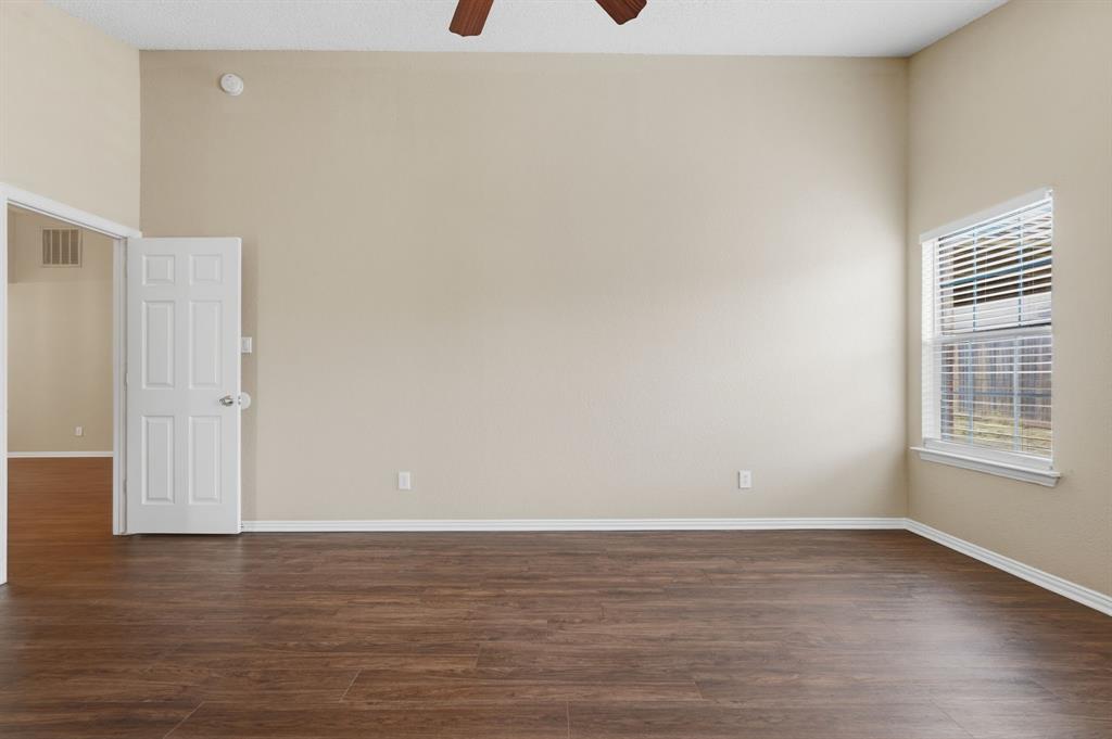 111 Taos Loop Aledo, TX 76008 - Photo 16 of 31