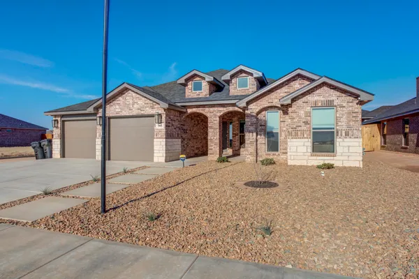 $389,999 | 2915 Tractor Avenue, Wolfforth, TX 79382