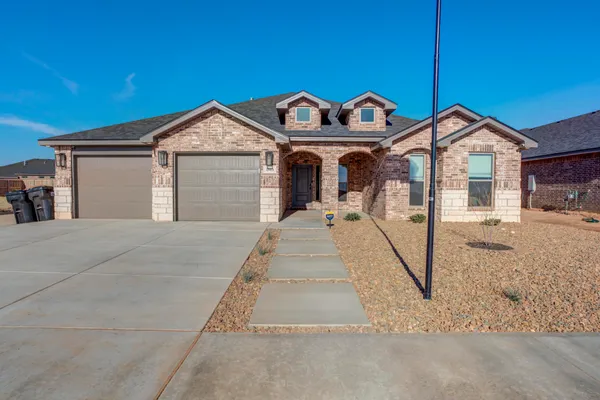 $389,999 | 2915 Tractor Avenue, Wolfforth, TX 79382