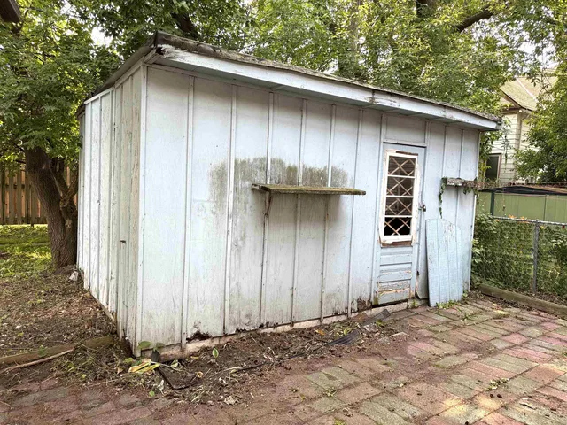 $93,000 | 1716 North 22nd Street, Superior, WI 54880