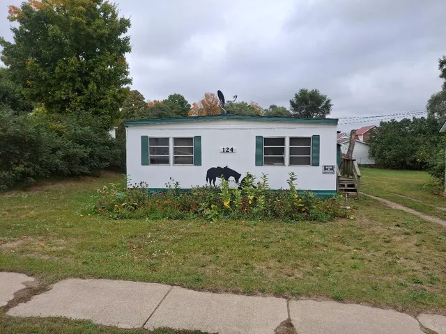 $35,000 | 124 North Cherry Street, Evart, MI 49631
