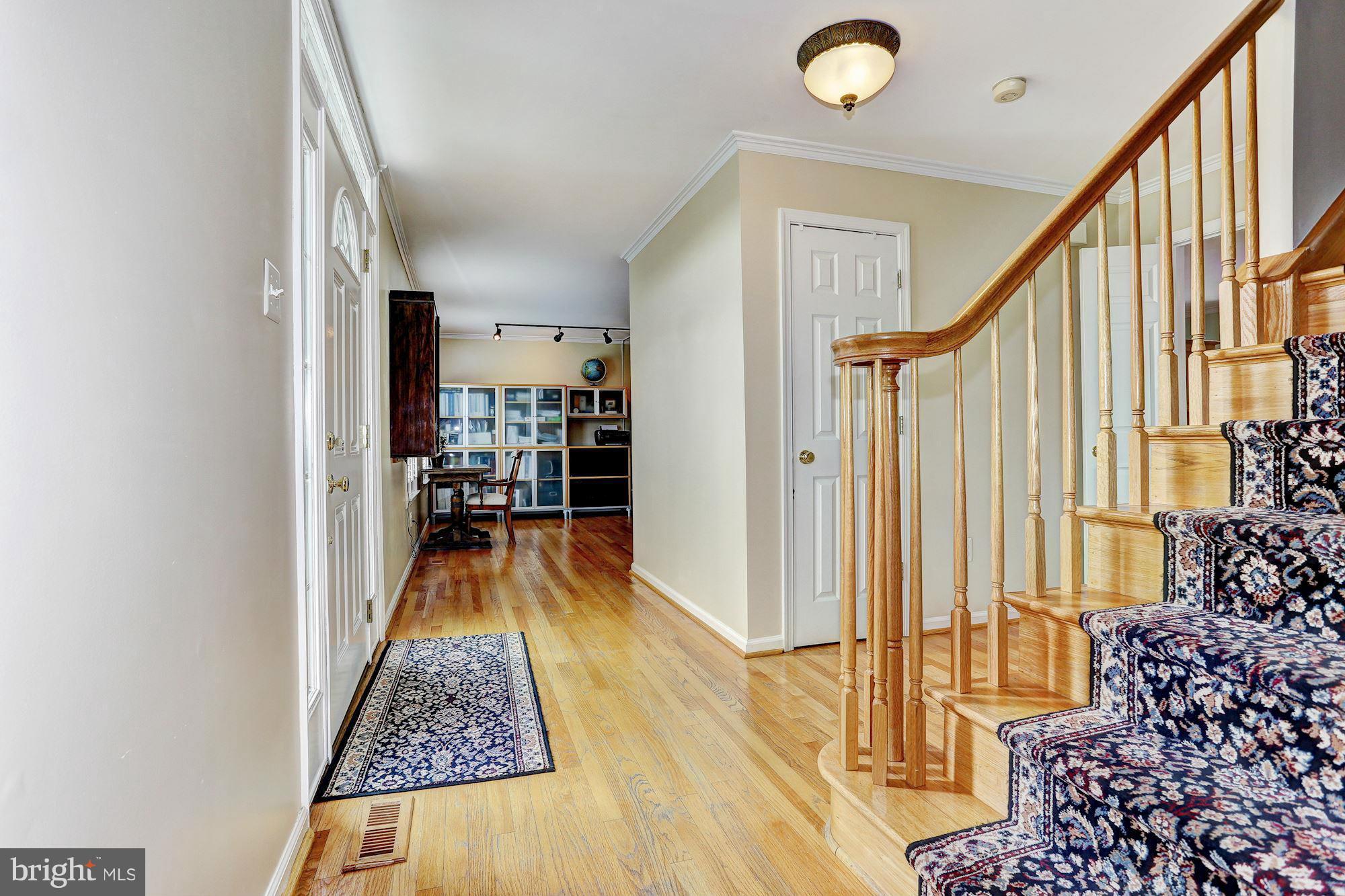 2071 Misty Meadow Road Finksburg, MD 21048 - Photo 2 of 29 Foyer