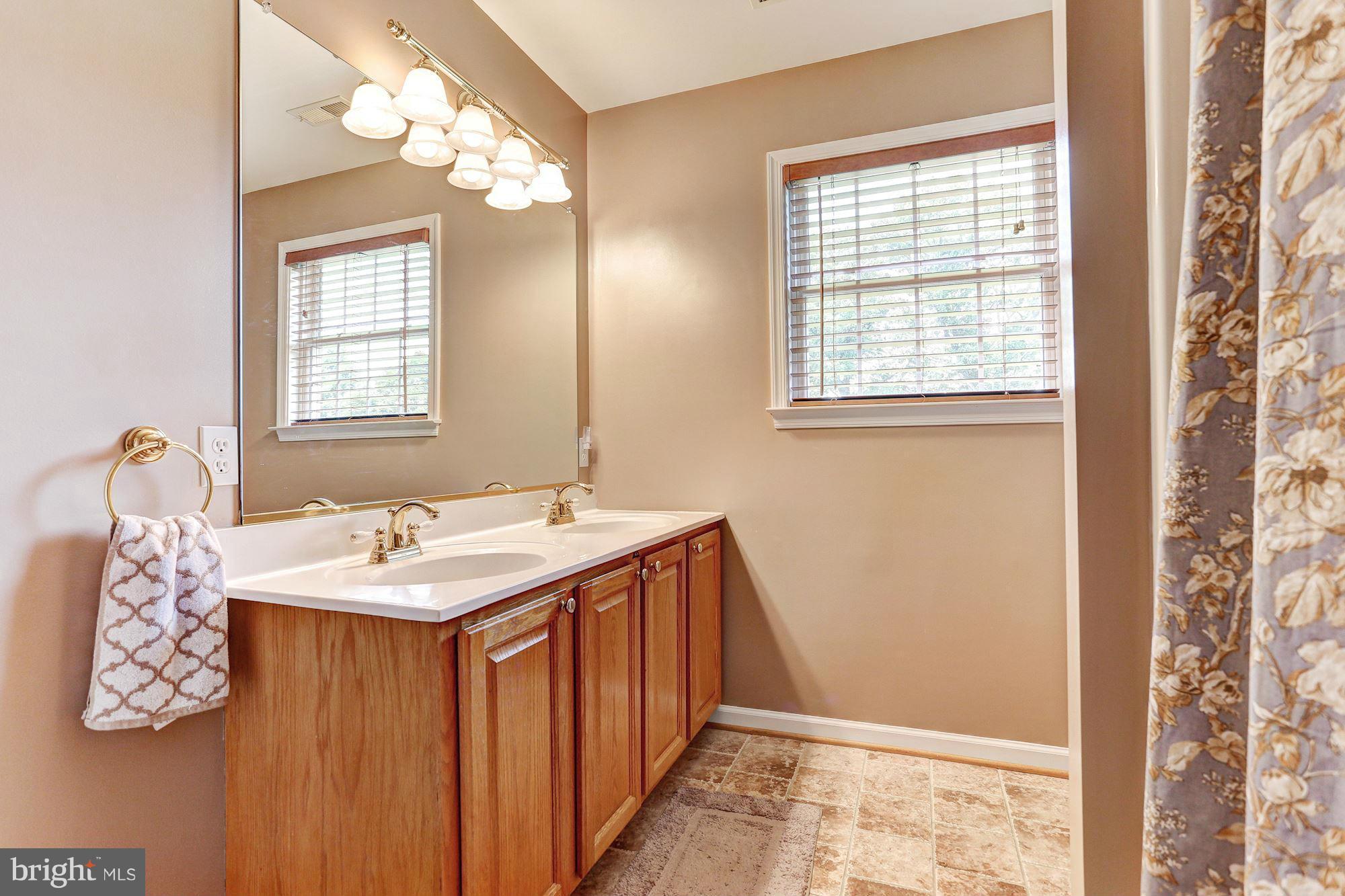 2071 Misty Meadow Road Finksburg, MD 21048 - Photo 18 of 29 Bath