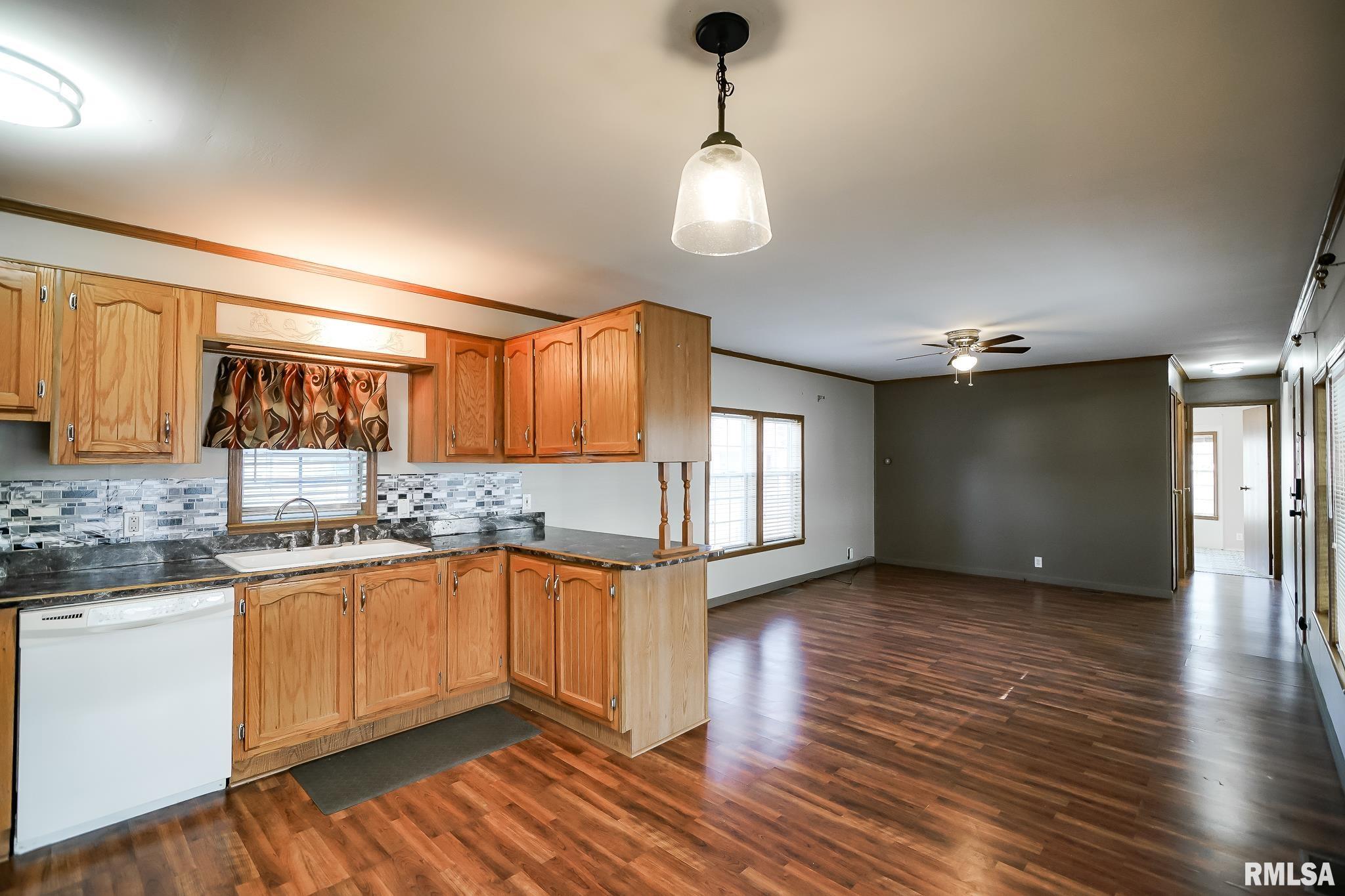 101 Poplar Drive Morton, IL 61550 - Photo 14 of 49