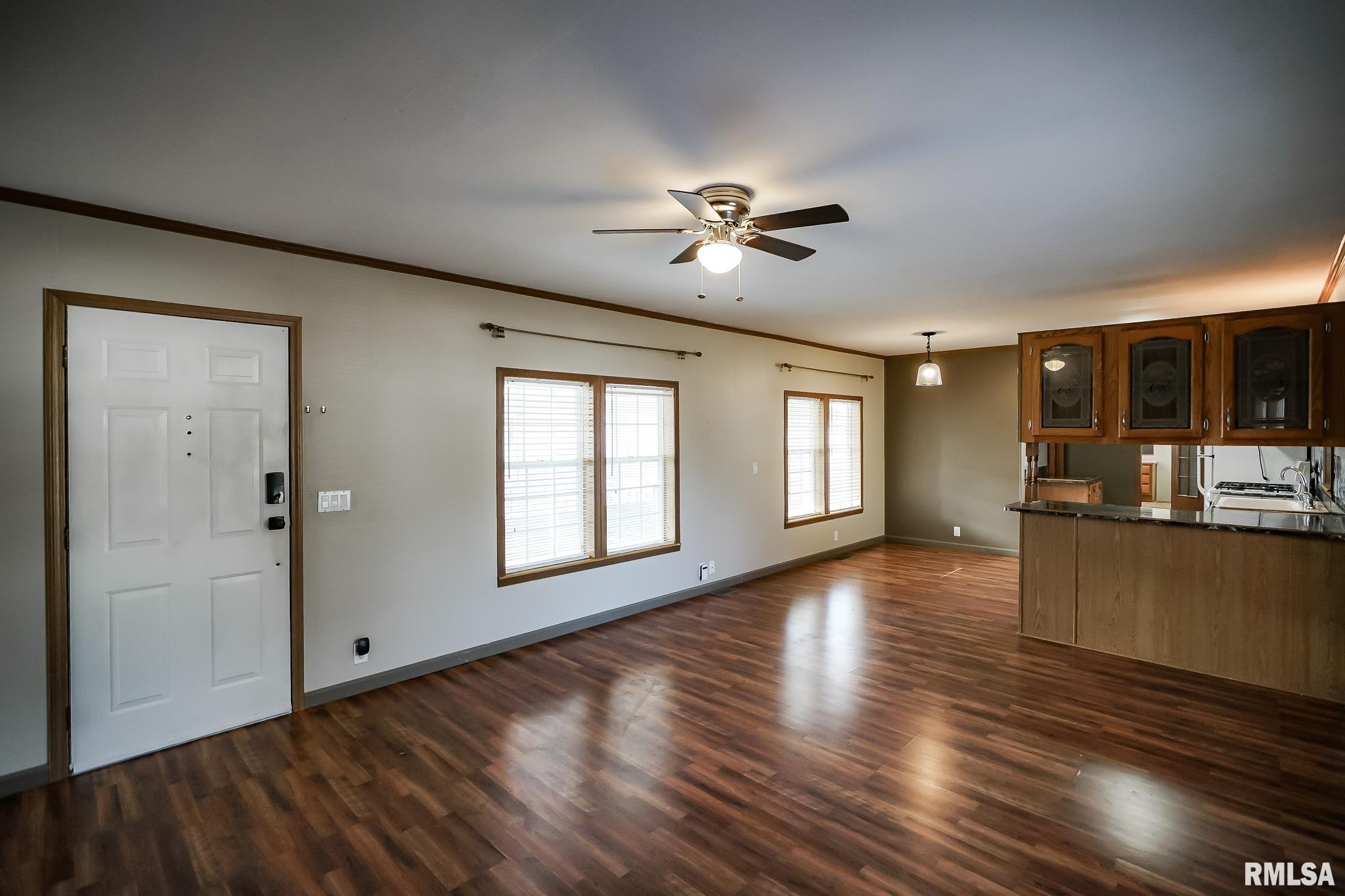 101 Poplar Drive Morton, IL 61550 - Photo 4 of 49