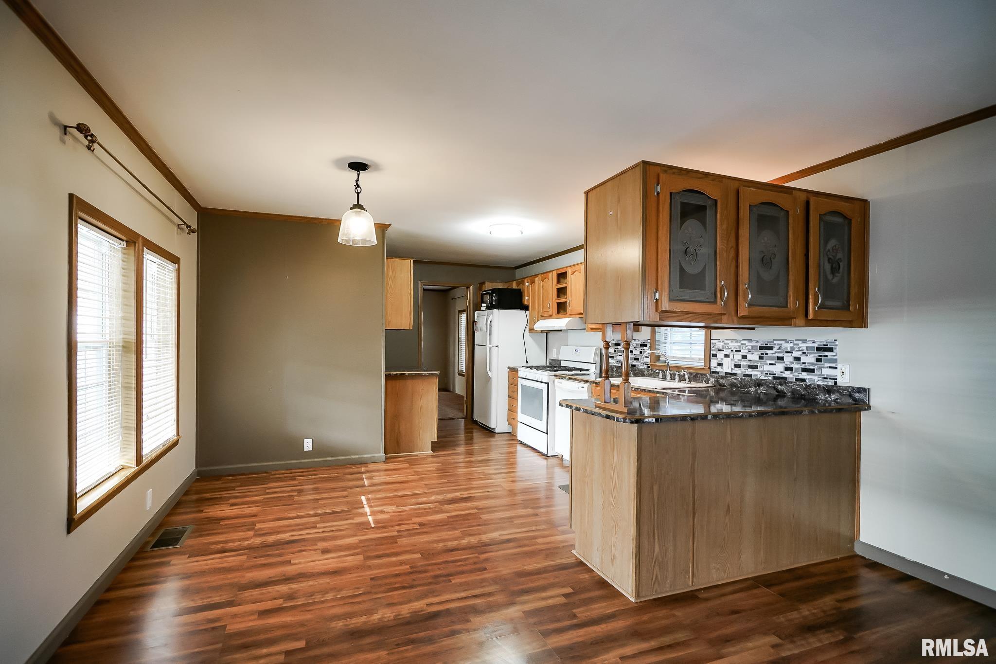 101 Poplar Drive Morton, IL 61550 - Photo 8 of 49