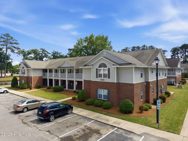 $172,500 | 2223 Locksley Woods Drive, Unit G, Greenville, NC 27858