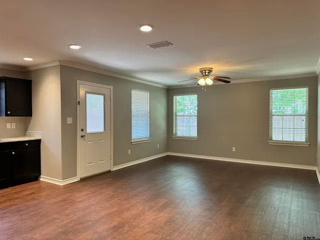 $1,595 | 805 West Main Street, Unit 302, Bullard, TX 75757