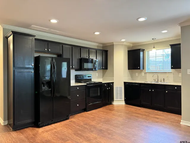 $1,595 | 805 West Main Street, Unit 302, Bullard, TX 75757