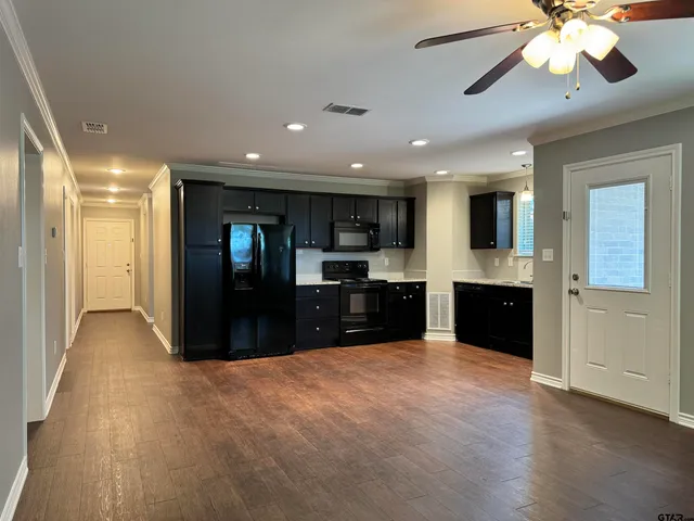 $1,595 | 805 West Main Street, Unit 302, Bullard, TX 75757