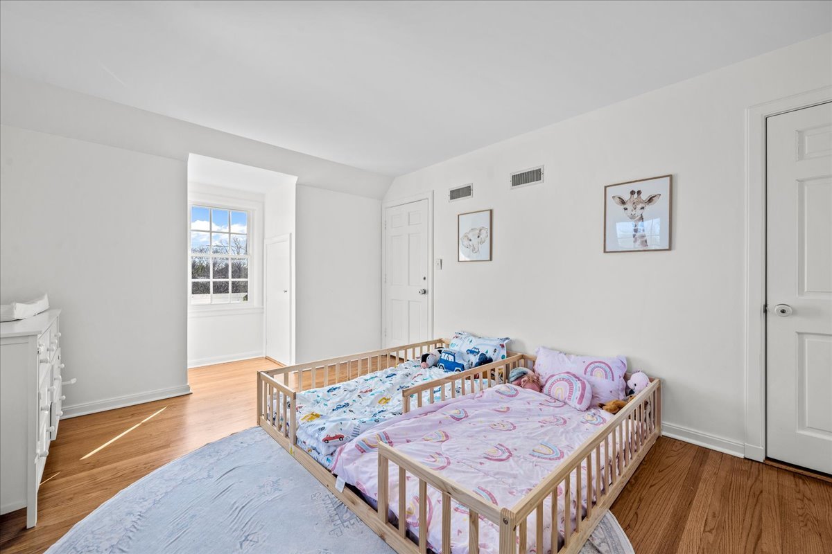 220 Sunset Ridge Road Northfield, IL 60093 - Photo 29 of 37