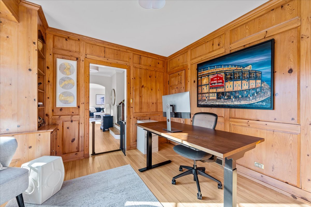 220 Sunset Ridge Road Northfield, IL 60093 - Photo 8 of 37