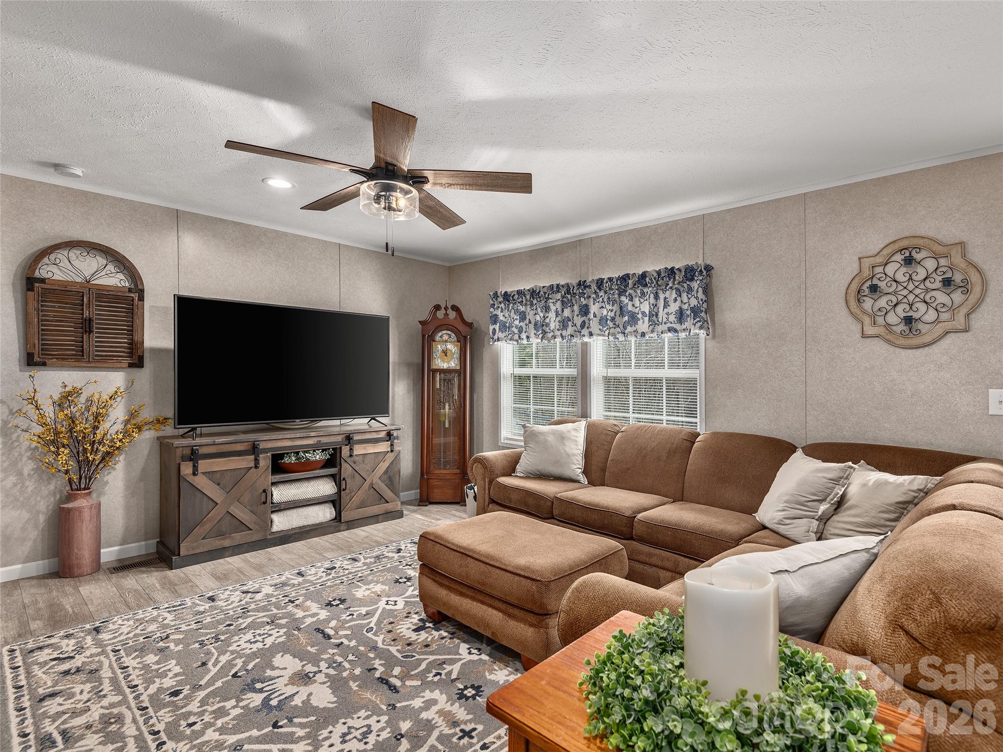 14400 Cruso Road Canton, NC 28716 - Photo 3 of 18