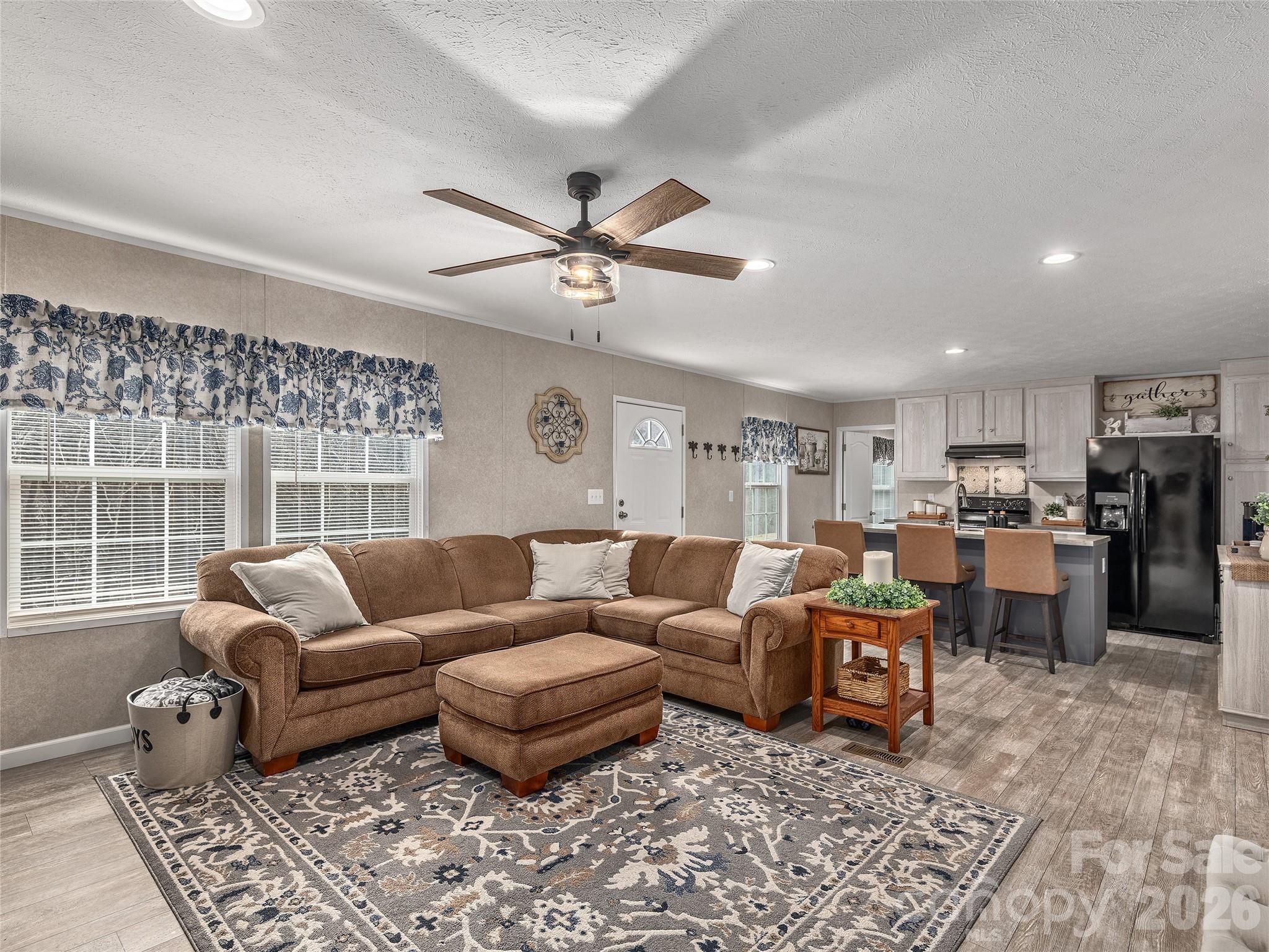 14400 Cruso Road Canton, NC 28716 - Photo 4 of 18