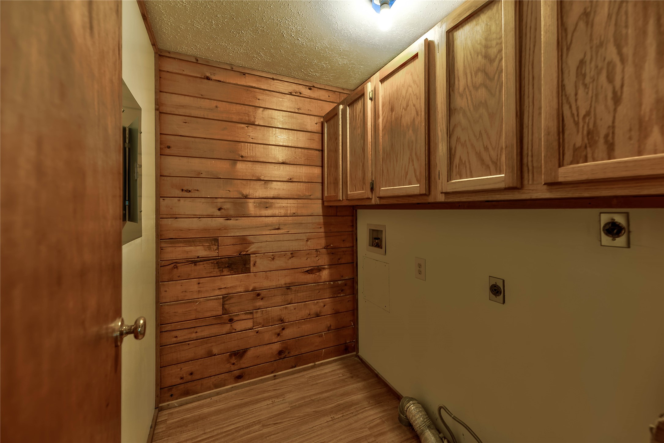 290 Armadillo Road Trinity, TX 75862 - Photo 24 of 28 a bathroom with a shower