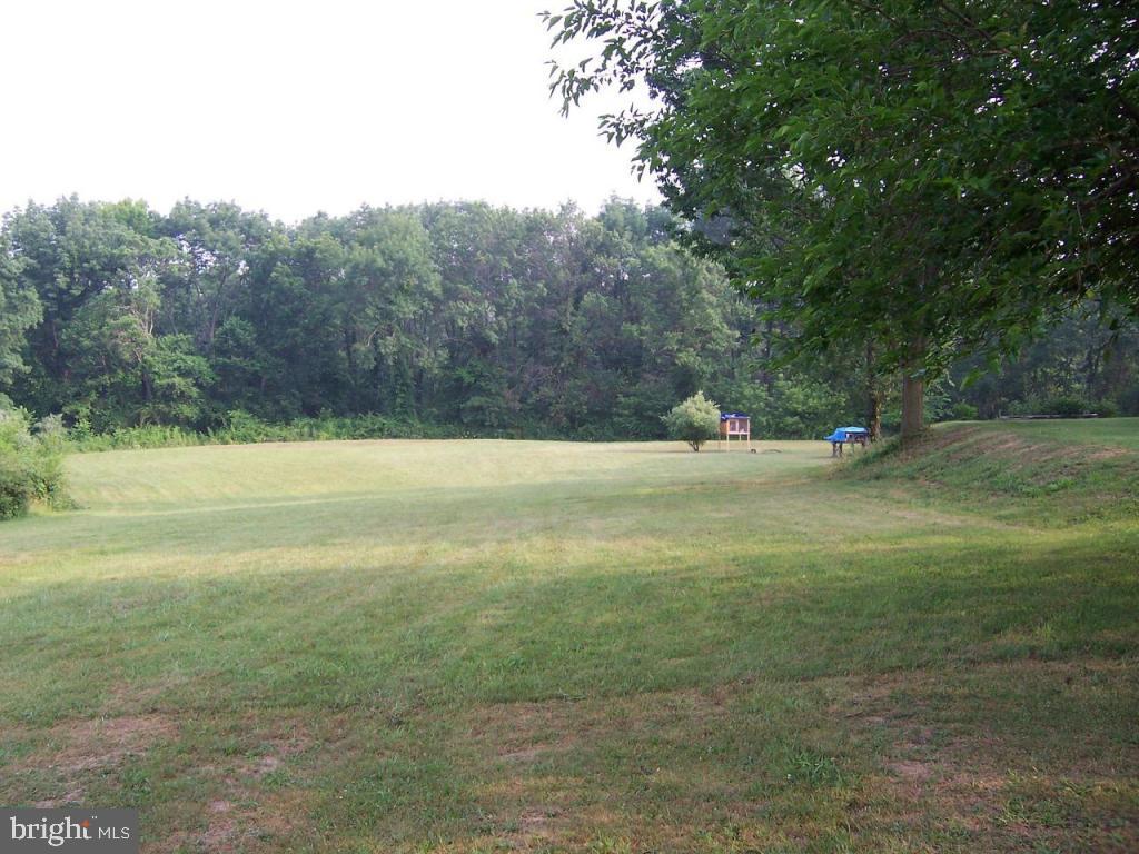 4222 Elizabethtown Road Manheim, PA 17545 - Photo 6 of 8