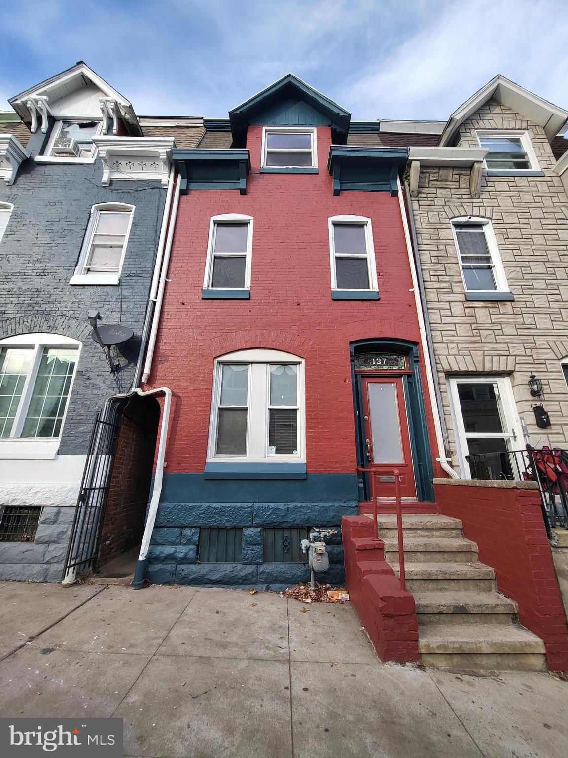 137 Walnut Street Reading, PA 19601 - Photo 1 of 41 Gallery Image 1