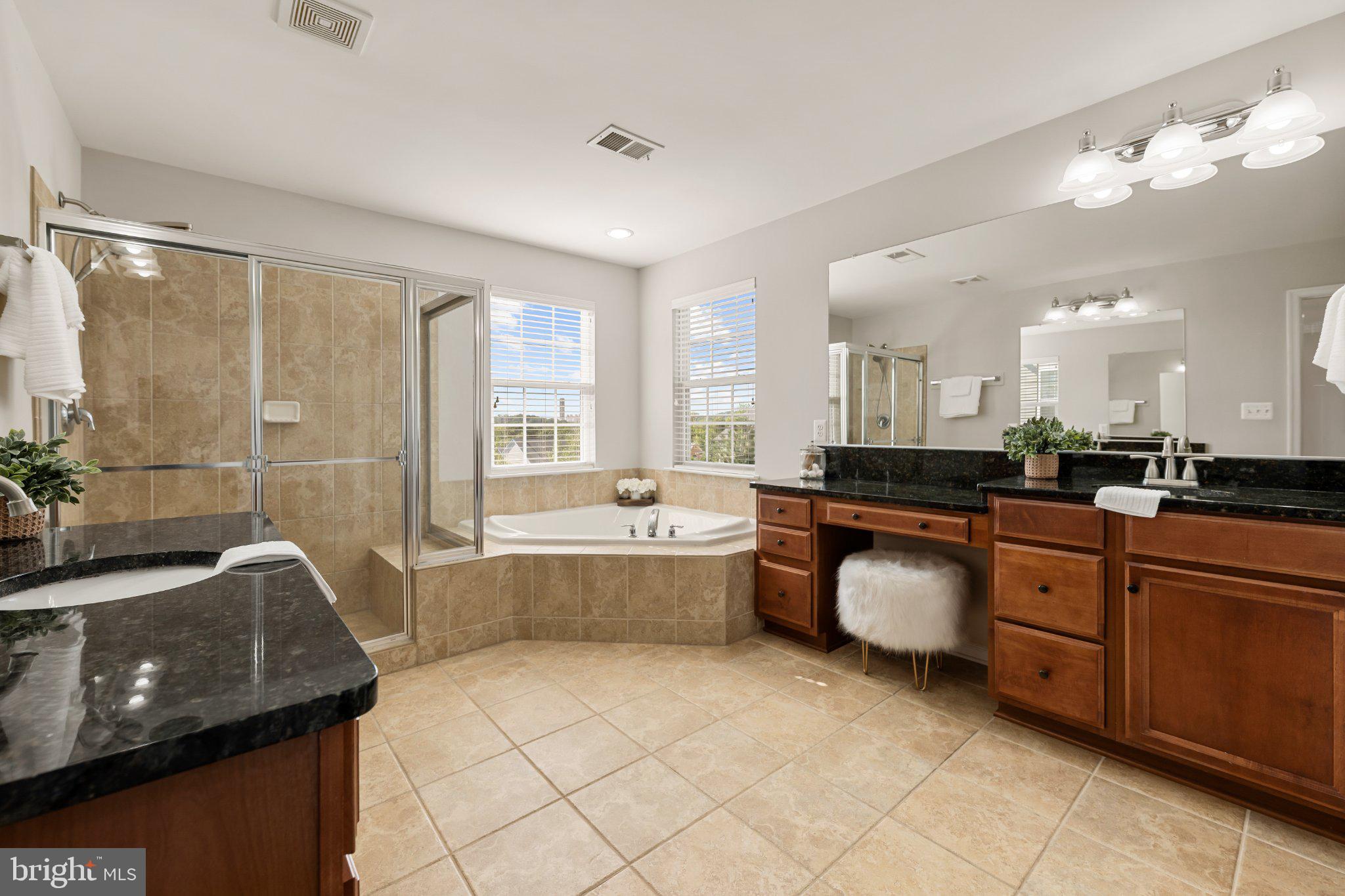 9728 Athey Road Lorton, VA 22079 - Photo 29 of 48 Ensuite bathroom